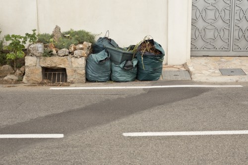 Choosing the right waste removal service in Islington